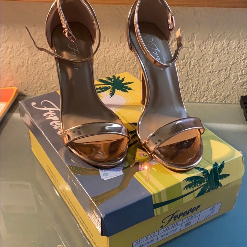 Forever heels rose gold